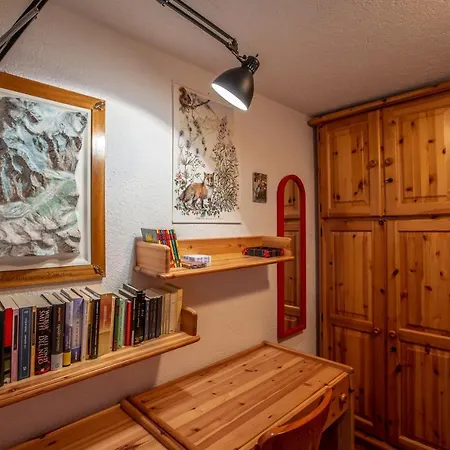 Joivy Family Apartment, Near Lifts, In Apartmán *