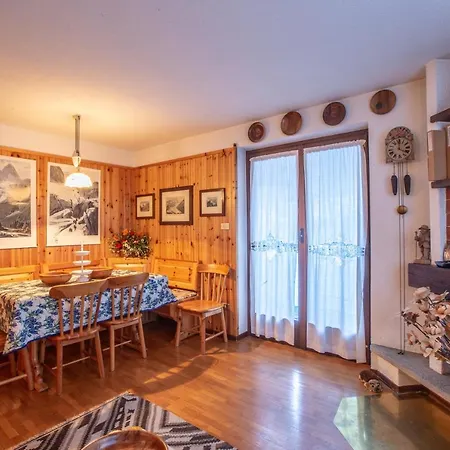 Joivy Family Apartment, Near Lifts, In Courmayeur